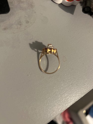 Anello oro con rubini - in,