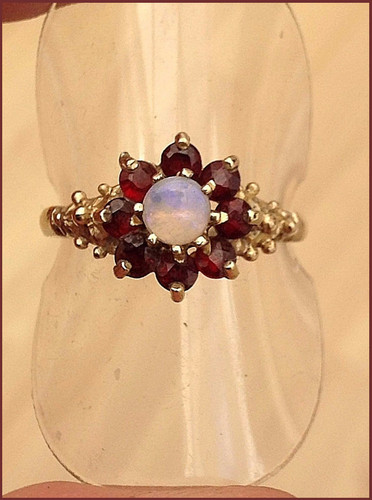 Anello oro con rubino - con,