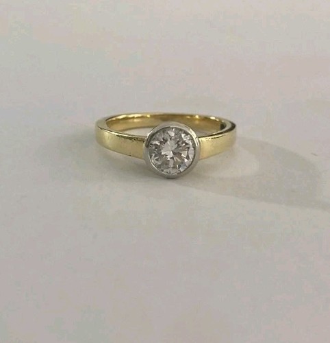 Anello oro con - in,